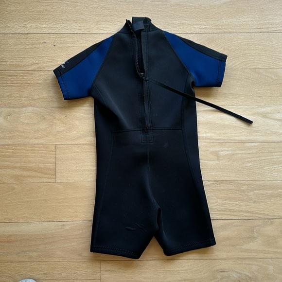 Short sleeve wetsuit - Picture 2 of 2